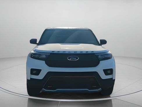 Used 2023 Ford Explorer Timberline w/ Timberline Technology Package AWD/4WD image 8