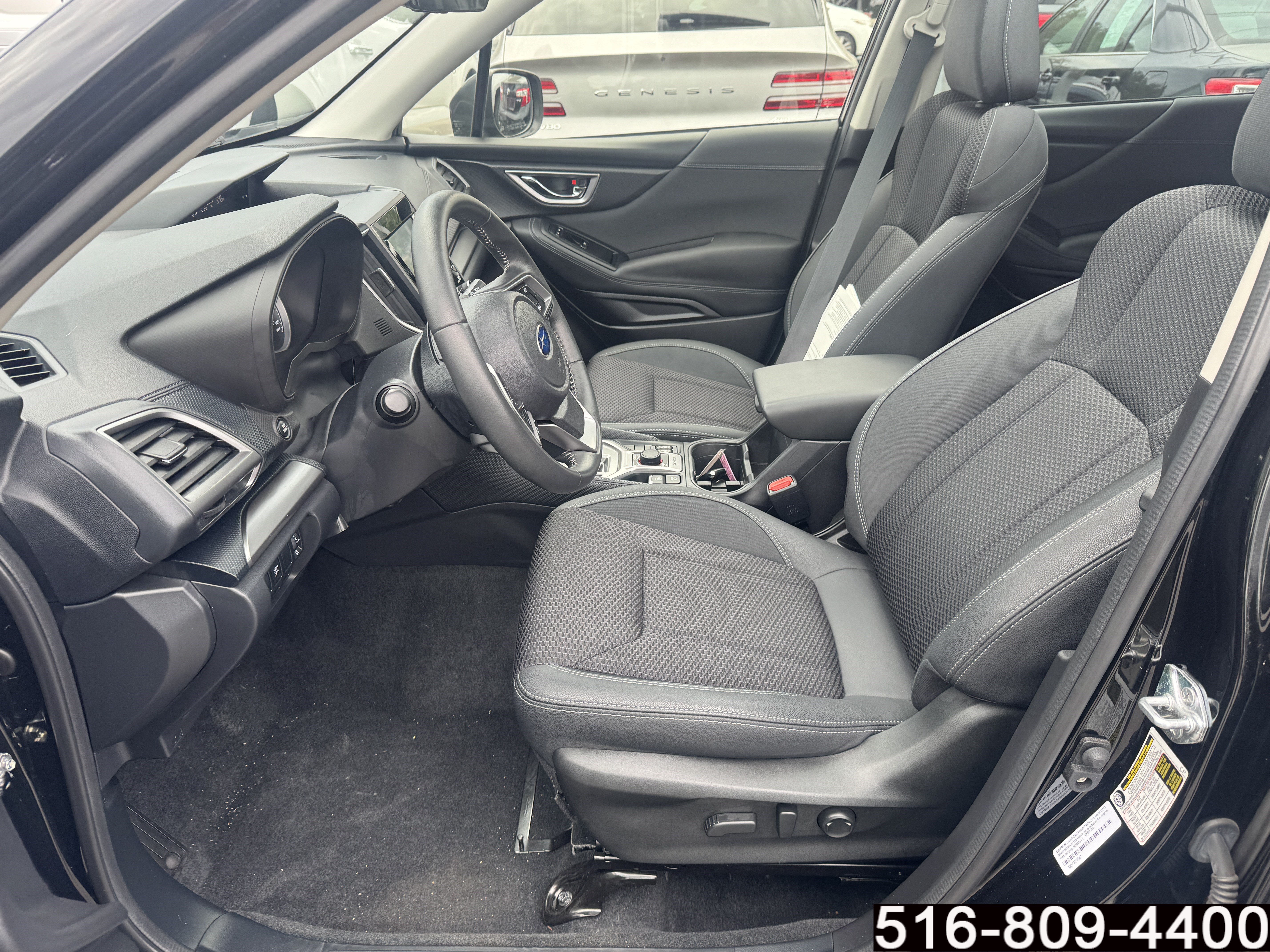 Used 2024 Subaru Forester Premium AWD/4WD image 27