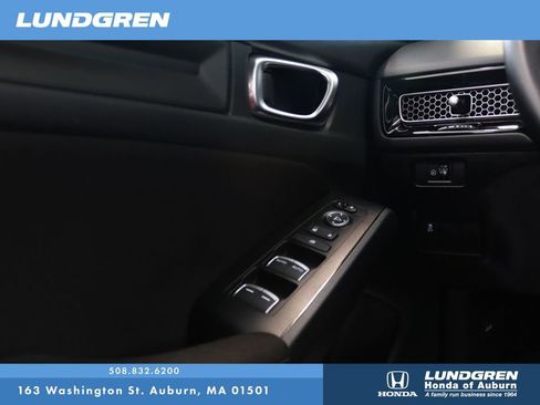 Used 2025 Honda Civic Sport image 26