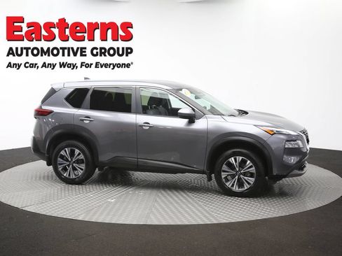 Used 2023 Nissan Rogue SV AWD/4WD image 45
