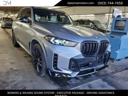 Used 2025 BMW X5 M60i AWD/4WD image 3