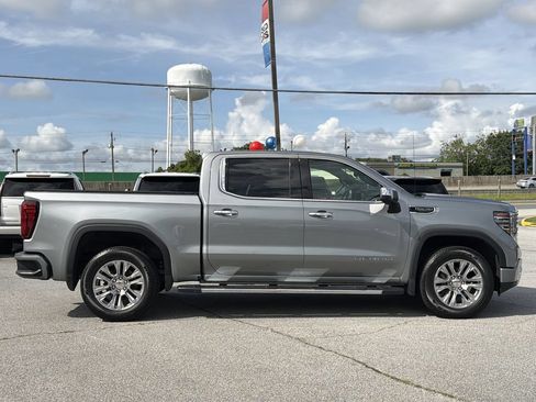 Used 2023 GMC Sierra 1500 Denali w/ Technology Package AWD/4WD image 21