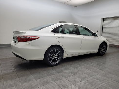 Used 2016 Toyota Camry XSE image 10