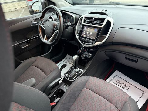 Used 2020 Chevrolet Sonic LT w/ Convenience Package FWD image 12