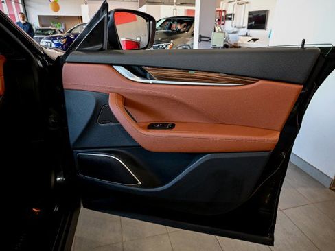 Used 2022 Maserati Levante GT image 26