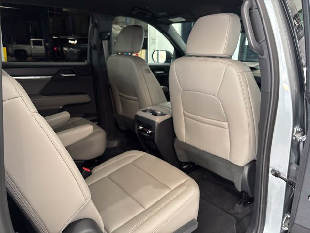 Used 2026 GMC Acadia Elevation w/ Elevation Premium Package AWD/4WD image 34