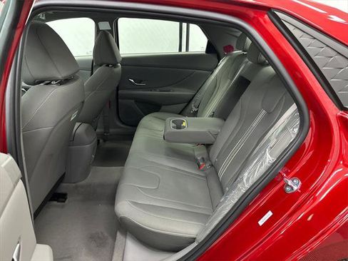 New 2026 Hyundai Elantra SEL Sport image 19
