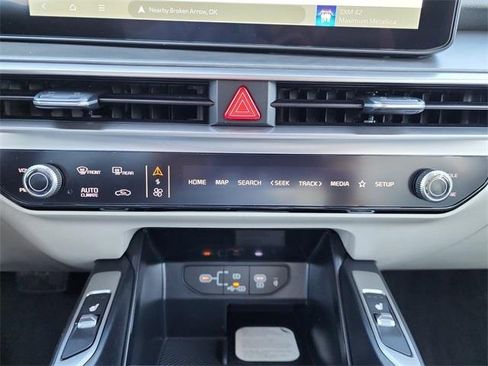New 2026 Kia Sorento X-Line EX image 24