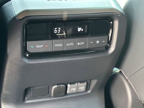 Used 2024 Toyota Land Cruiser image 13