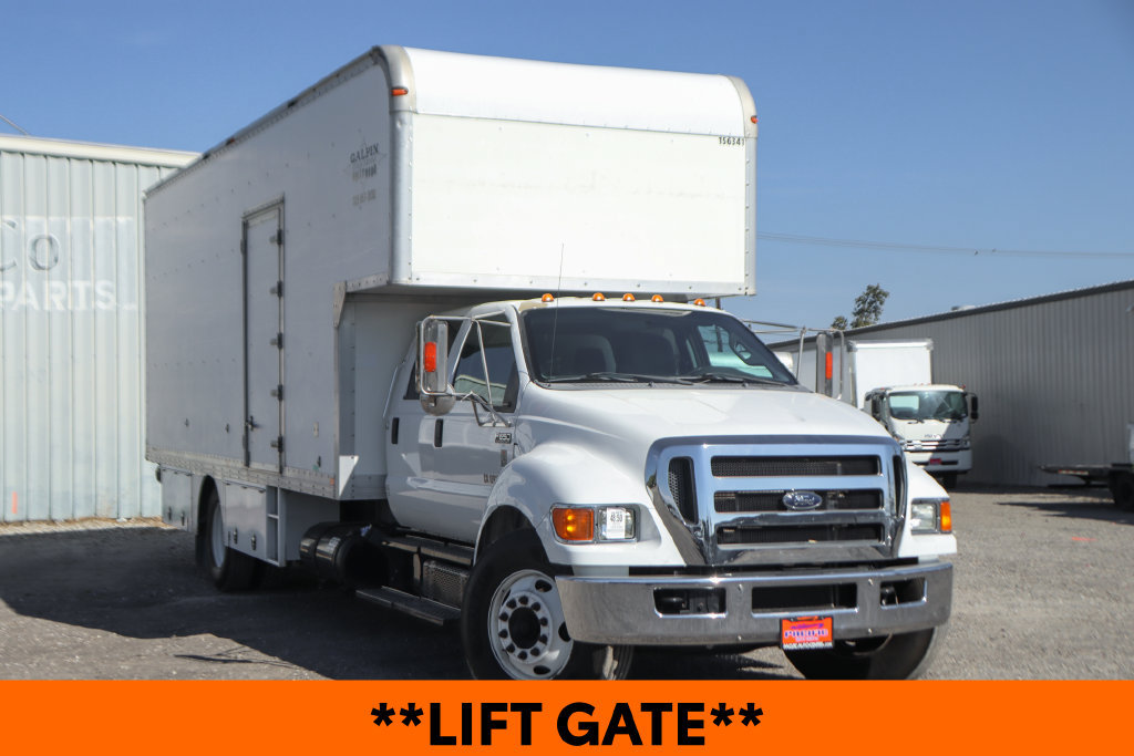 Used 2015 Ford F650 2WD Crew Cab Super Duty image 2
