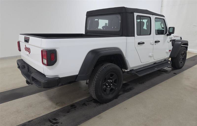 Used 2021 Jeep Gladiator Sport w/ Trailer Tow Package AWD/4WD image 3