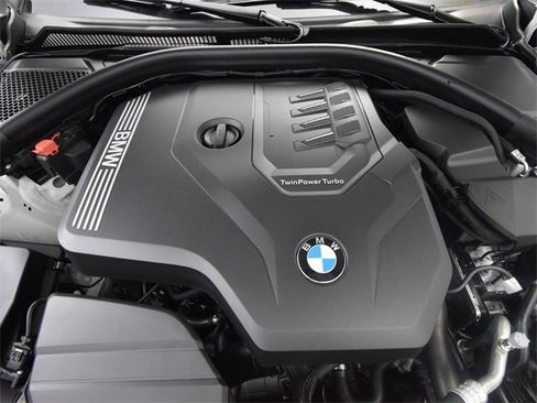 New 2024 BMW 330i Sedan w/ Convenience Package image 27