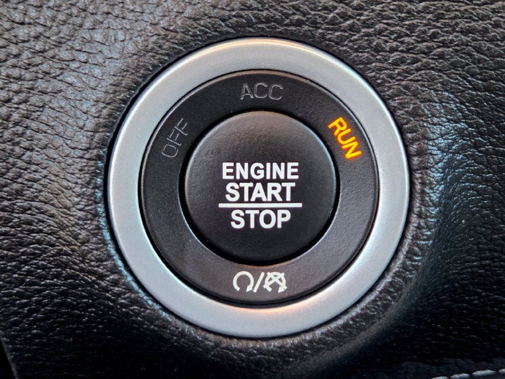 Used 2021 Dodge Challenger R/T Scat Pack RWD image 32