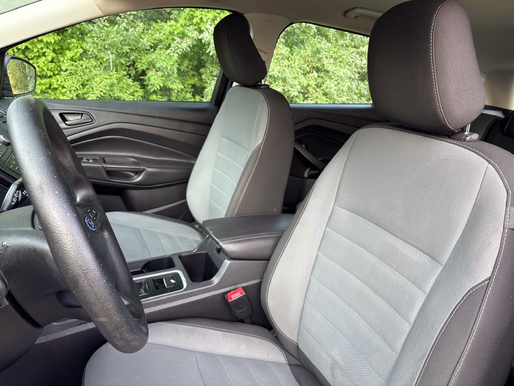 Used 2018 Ford Escape S FWD image 9