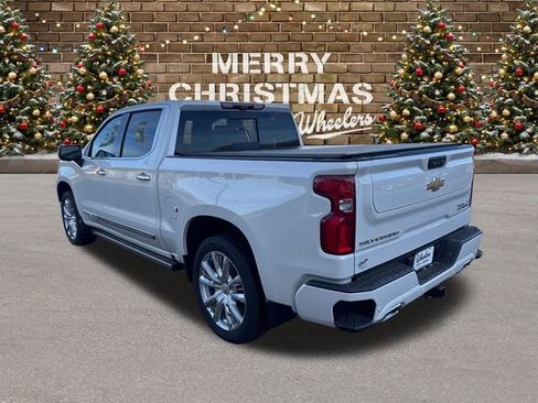 Used 2024 Chevrolet Silverado 1500 High Country image 3