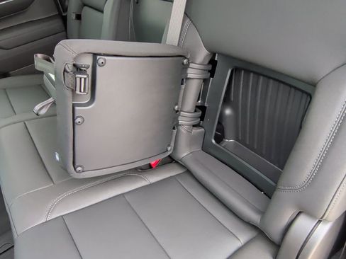 New 2026 GMC Sierra 1500 SLT image 38