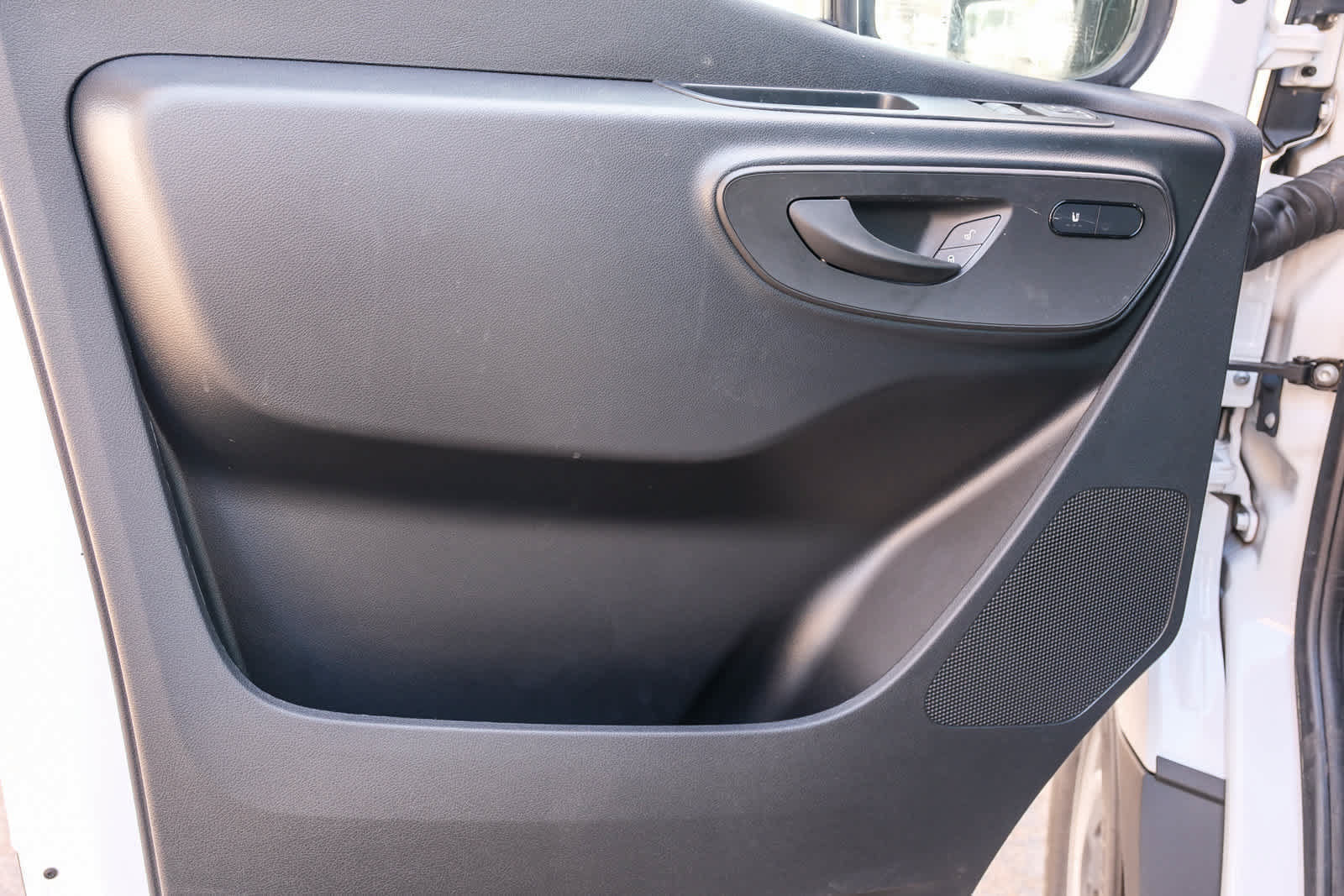 New 2025 Mercedes-Benz eSprinter 170 Cargo image 22