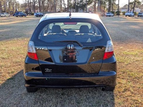 Used 2009 Honda Fit image 4