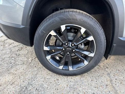 New 2026 Chevrolet Equinox RS FWD image 9