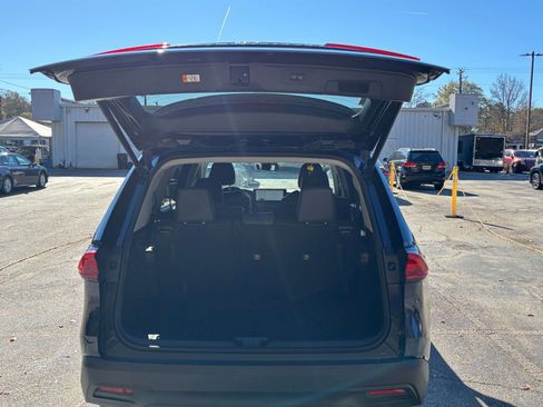 Used 2025 Toyota Grand Highlander XLE image 31