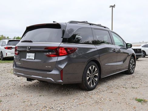 New 2026 Honda Odyssey Elite image 6