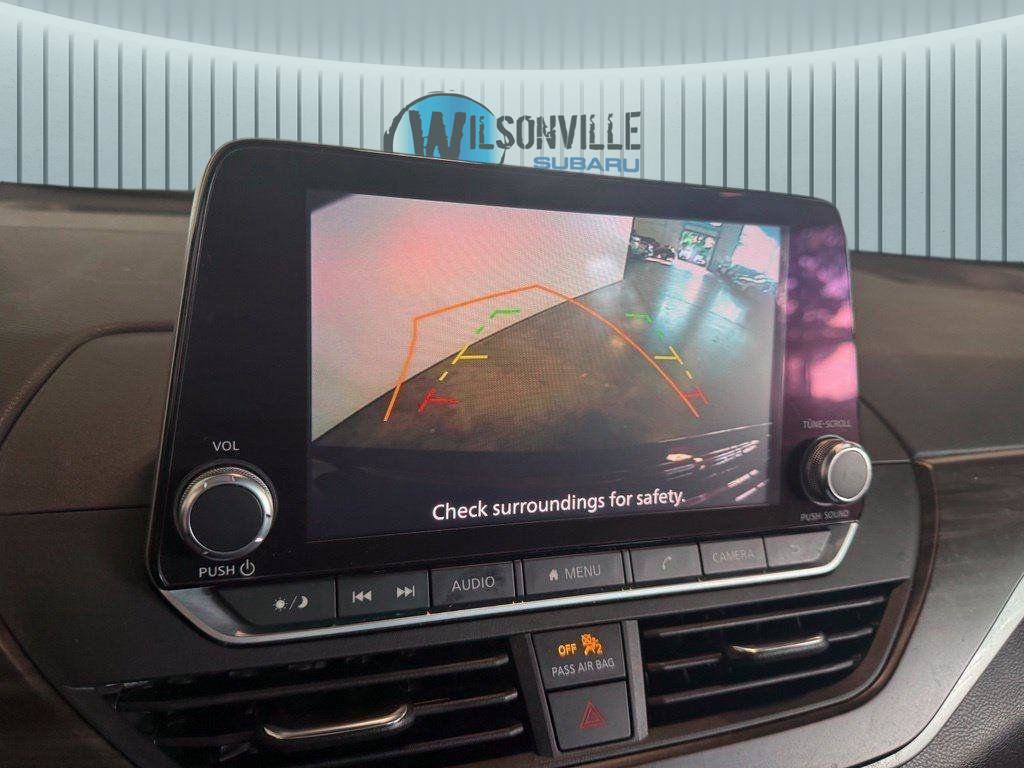 Used 2023 Nissan Altima 2.5 SV AWD/4WD image 3