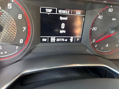 Used 2023 Chevrolet TrailBlazer RS w/ Convenience Package AWD/4WD image 24