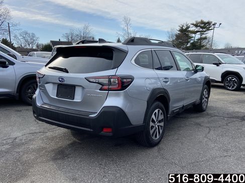 Used 2025 Subaru Outback Premium w/ Popular Package #1 image 5