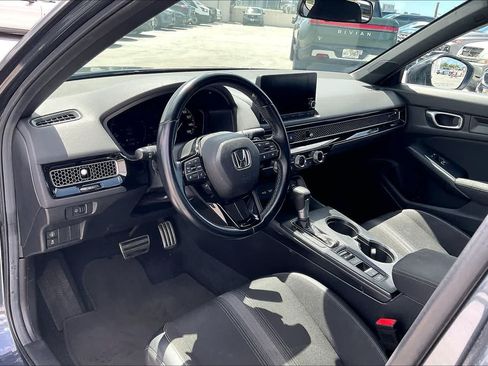 Used 2024 Honda Civic Sport image 2