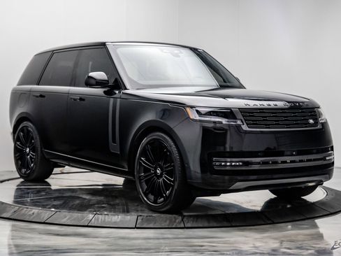 Used 2024 Land Rover Range Rover SE image 18
