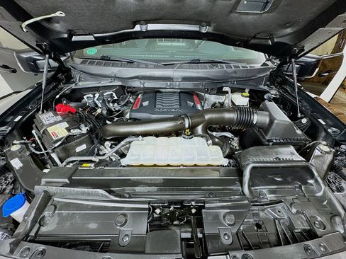 Used 2022 Ford F150 Raptor w/ Equipment Group 801A High AWD/4WD image 29