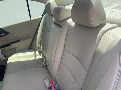 Used 2016 Honda Accord EX-L image 16
