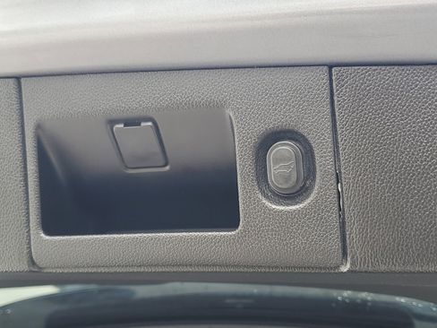 Used 2020 GMC Yukon SLT image 13