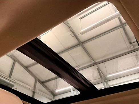 Used 2019 Ford F150 Lariat w/ Equipment Group 502A Luxury image 21