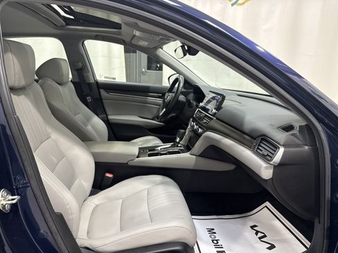 Used 2020 Honda Accord EX-L image 29
