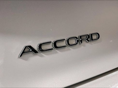 Used 2024 Honda Accord Touring image 31