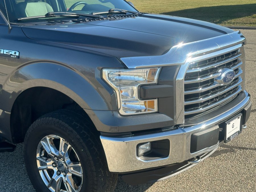 Used 2015 Ford F150 XLT w/ Equipment Group 301A Mid AWD/4WD image 11