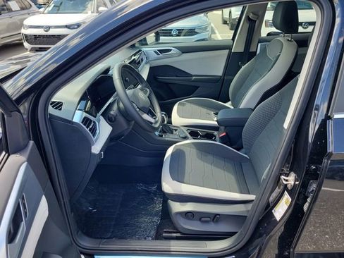 New 2026 Volkswagen Taos SE AWD/4WD image 17