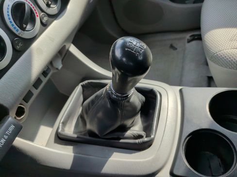 Used 2009 Toyota Tacoma PreRunner image 17