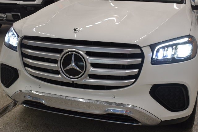 Used 2024 Mercedes-Benz GLS 450 4MATIC image 14