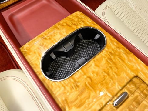 Used 2016 Bentley Flying Spur W12 AWD/4WD image 34