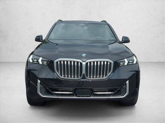 Used 2026 BMW X5 sDrive40i RWD image 2