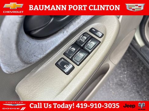 Used 2003 Chevrolet TrailBlazer LS w/ Preferred Equipment Group AWD/4WD image 12