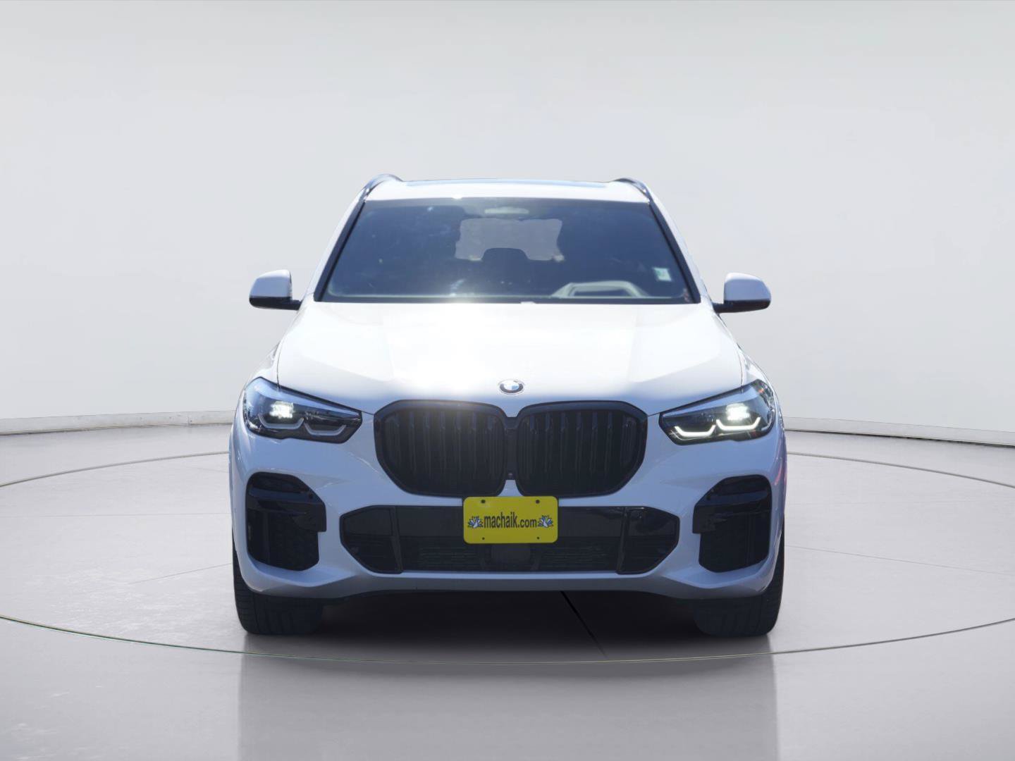 Used 2023 BMW X5 xDrive40i w/ M Sport Package AWD/4WD image 3