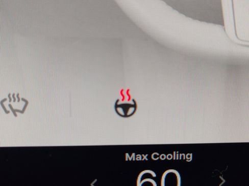 Used 2023 Tesla Model Y Long Range image 26