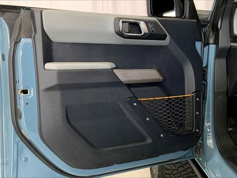 Used 2023 Ford Bronco Badlands w/ Sasquatch Package image 25