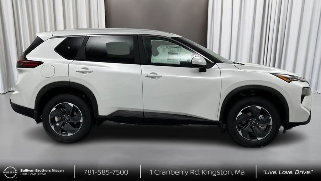 Certified 2025 Nissan Rogue SV w/ SV Premium Package AWD/4WD image 4