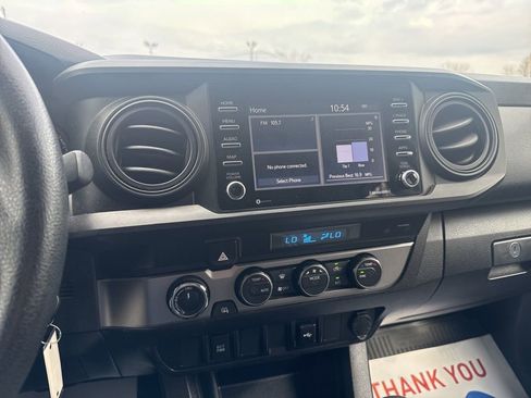 Used 2022 Toyota Tacoma SR AWD/4WD image 24