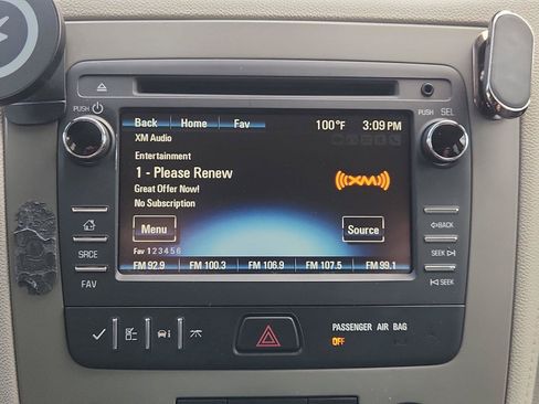 Used 2015 Chevrolet Traverse LS FWD image 13
