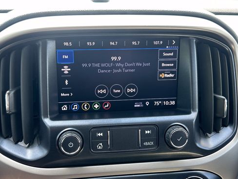 Used 2020 Chevrolet Colorado Z71 AWD/4WD image 25